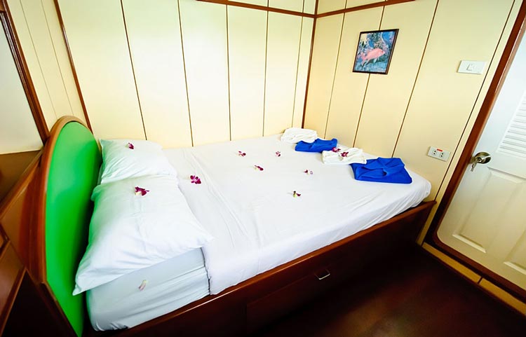 Deep Andaman Queen Double Cabin