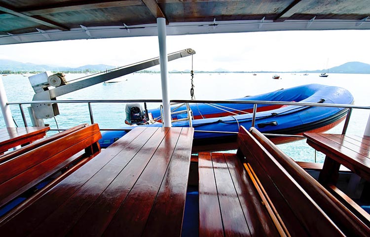 Deep Andaman Queen Stern Tender