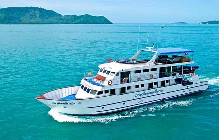 Deep Andaman Queen Under Way
