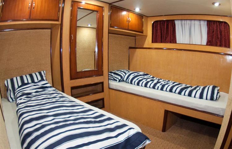 Andromeda Twin Cabin