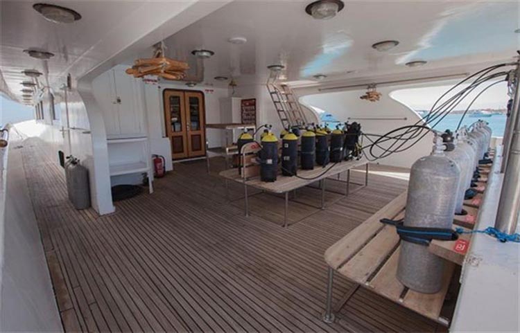 Red Sea Adventurer Dive Deck