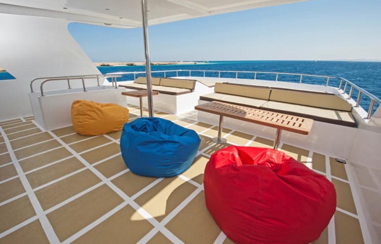 Samira Deck Lounge