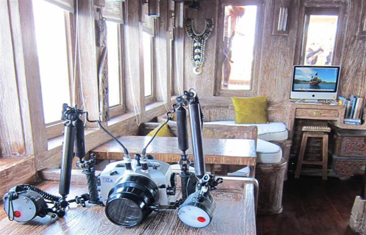 Arenui Camera Room