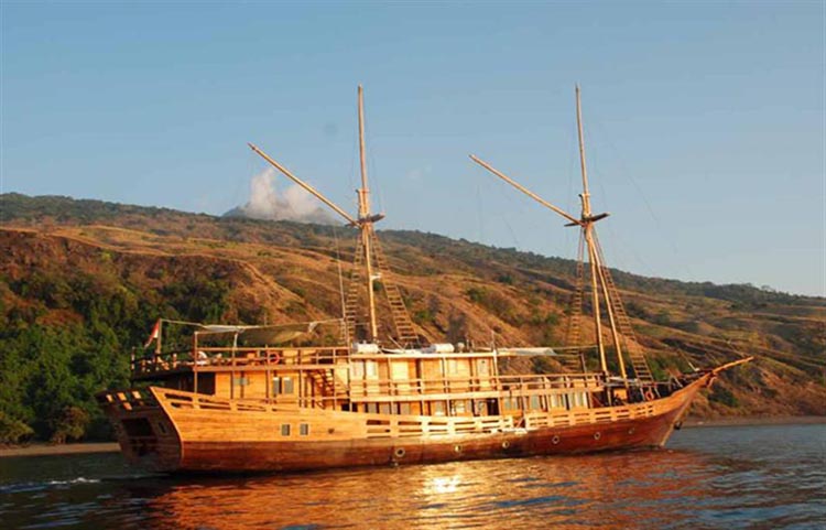 Damai II Under Way