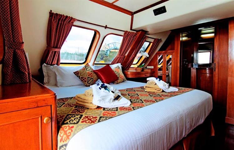 Mermaid I Master Cabin