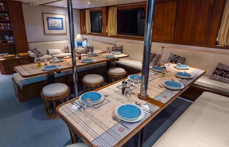 Raja Ampat Aggressor Dining
